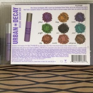 Urban Decay Deluxe Shadow Box